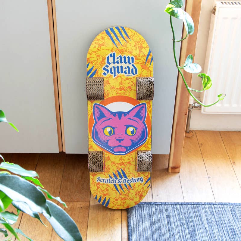 SUCK UK Ltd - Skateboard Cat Scratcher